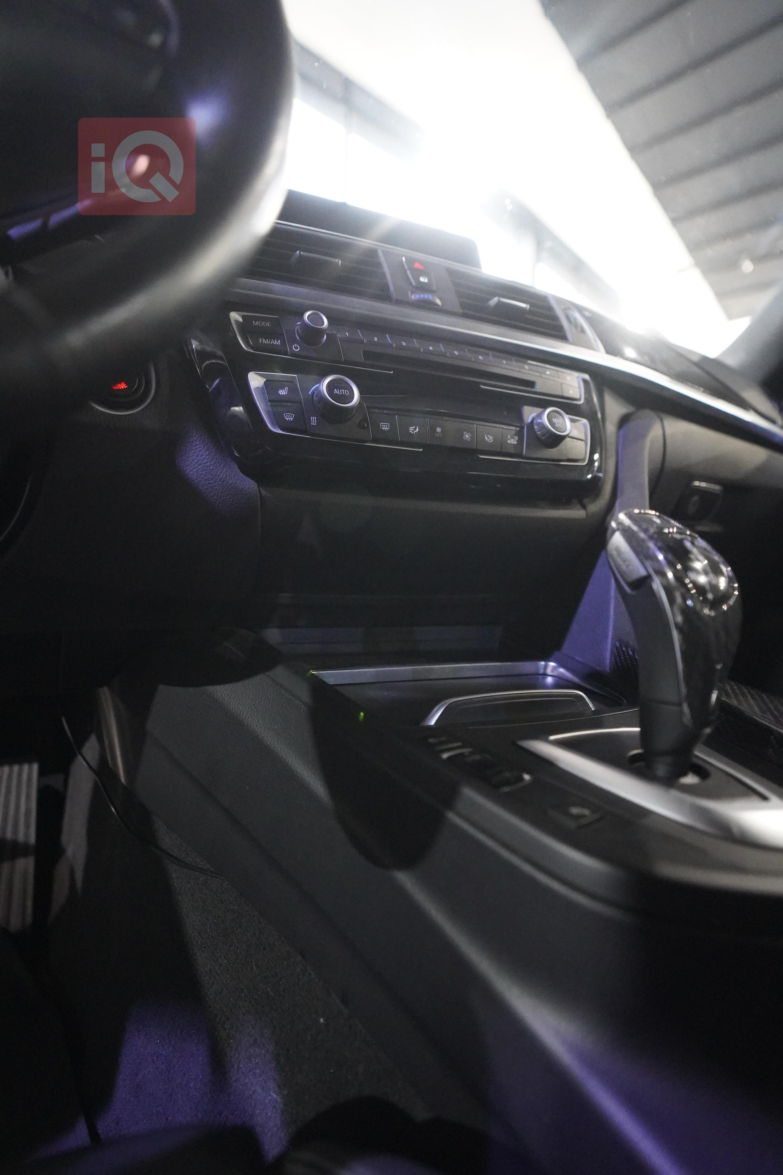 بی ئێم دەبڵیو 4 سیریەس